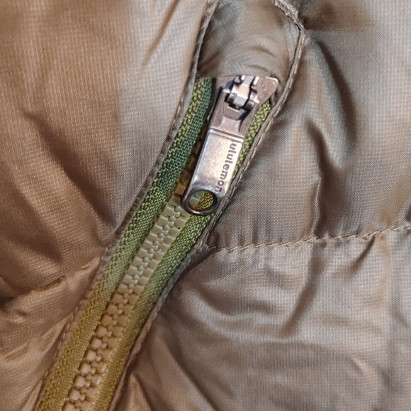 Lululemon Down Vest - Picture 5 of 10